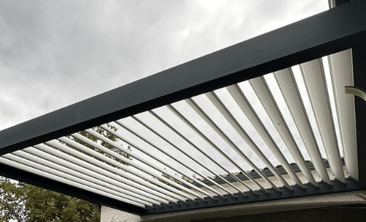 Pergola bioclimatique