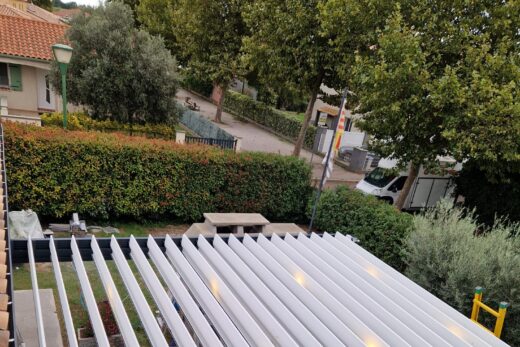 Pergola bioclimatique